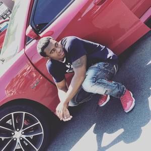 Meet your Posher, Casey